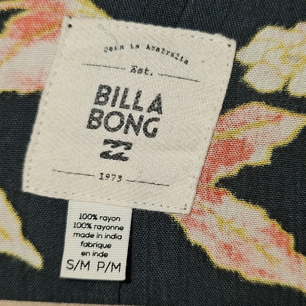 Billabong Womens Sz S/M Floral Kimono! Gorgeous